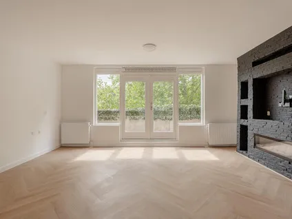 Appartement te koop: Suze Groenewegplantsoen 33, Eendrachtspark Amsterdam