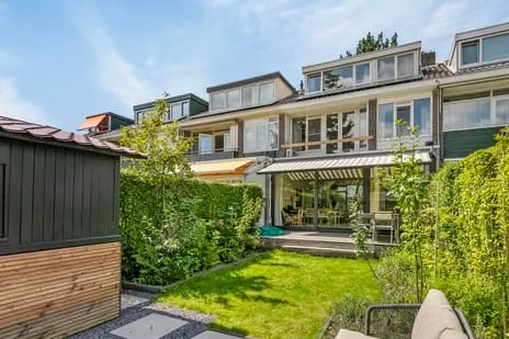 Tussenwoning te koop: Svendsenlaan 32, Rotterdam
