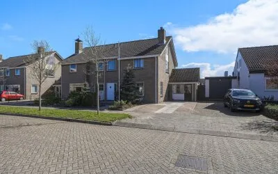 Twee-onder-één-kap te koop: Swaalingestraat 91, Zoutelande Zoutelande