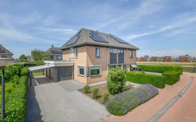 Twee-onder-één-kap te koop: Swalp 4, Lemmer-Noord Lemmer