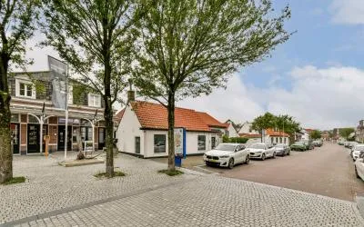 Twee-onder-één-kap te koop: Swaluëstraat 3, Centrum Zandvoort