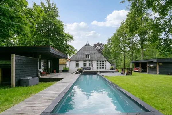 Huurwoning: Swartfean in Opeinde - €3.995 per maand