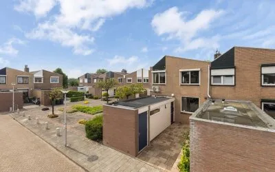 Hoekwoning te koop: Sweelinckstraat 25, Numansdorp Woonkern Numansdorp