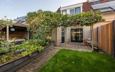 Tussenwoning te koop: Sweelinckstraat 3, Dirksland noord Dirksland