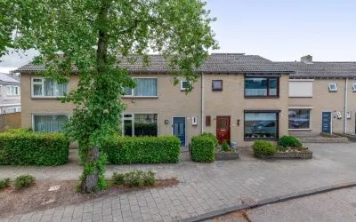 Tussenwoning te koop: Sweelinckstraat 37, Zanddonk Waalwijk