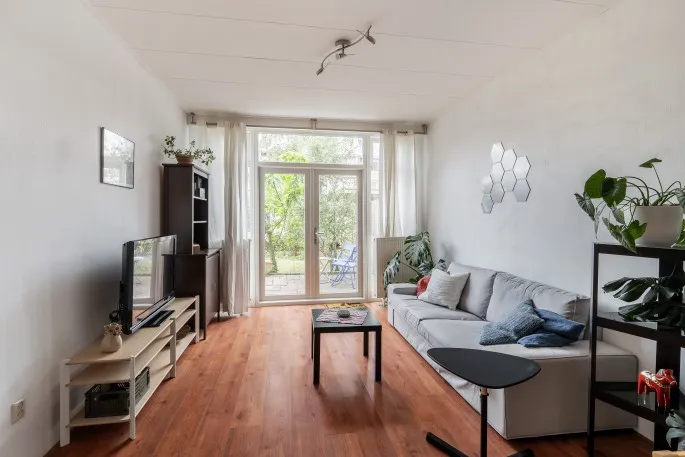 Apartment for sale: Sweelinckstraat 92, Vettenoordse Polder Oost Vlaardingen
