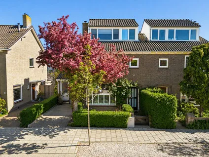 Hoekwoning te koop: Sweilandstraat 43, Middelbuurt Warmond