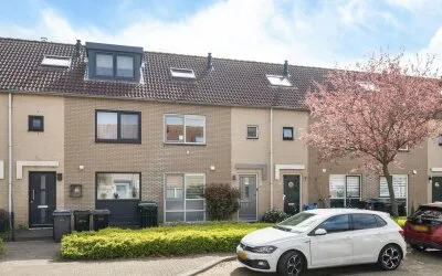 Tussenwoning te koop: Swingstraat 61, Danswijk Noordoost Almere