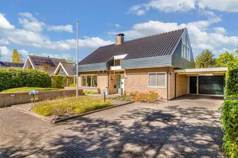 Vrijstaande woning te koop: Sydwende 70, De Drait west Drachten