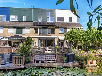 Tussenwoning te koop: 't Koetshuis 38, Dragonder Noord Veenendaal