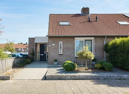 Hoekwoning te koop: 't Magesijn 36B, Klundert