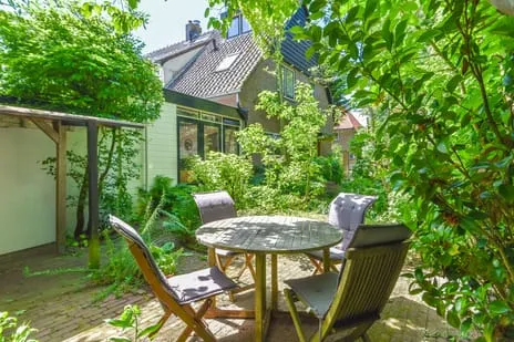 Tussenwoning te koop: 't Paadje 3, Zevenend Laren (Nh)