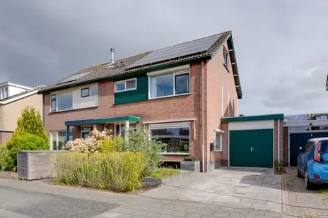 Hoekwoning te koop: 't Rietje 7, Ruijterstraat en omgeving Ursem (Gem. Koggenland)