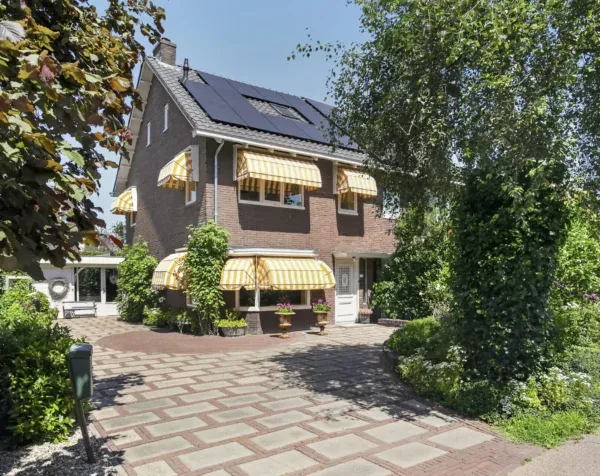 Corner house for sale: 't Zand 3, Het Zand-West Utrecht