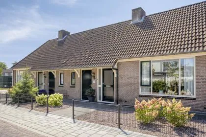 Tussenwoning te koop: Tabaksland 44, Ingen Ingen
