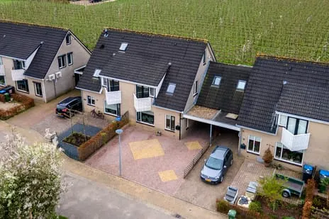 Tussenwoning te koop: Tabaksland 92, Ingen Ingen