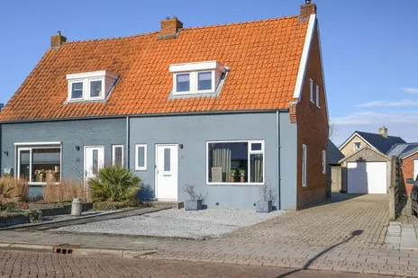 Twee-onder-één-kap te koop: Taeke Schuilengalaan 73, Surhuisterveen Surhuisterveen