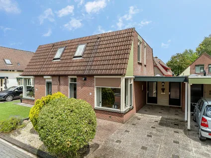 Tussenwoning te koop: Talhoutweg 17, Nunspeet-West Nunspeet