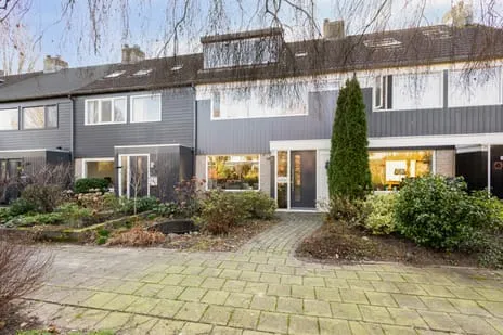 Tussenwoning te koop: Talingsingel 62, Velp-Zuid ten zuiden van Waterstraat Velp (Ge)