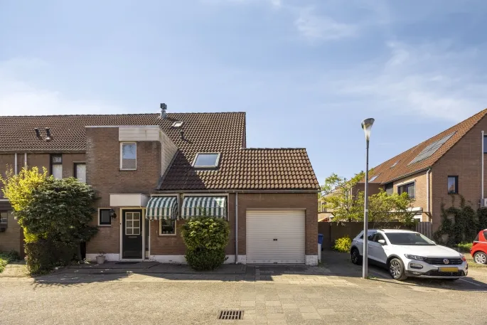 Hoekwoning te koop: Tallinnpad 1, Oosterflank Rotterdam