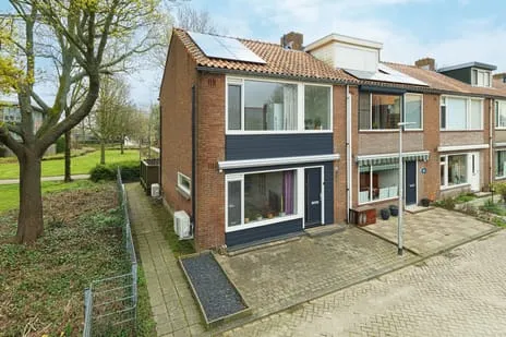 Hoekwoning te koop: Talmaweg 19, Barendrecht