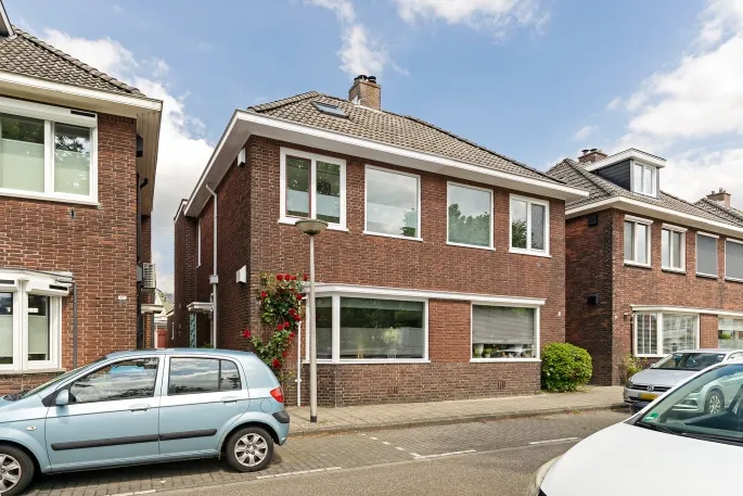 Twee-onder-één-kap te koop: Taludstraat 6, Getfert Enschede