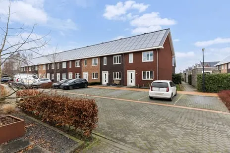 Tussenwoning te koop: Tamboer 4, Skoatterwald Heerenveen