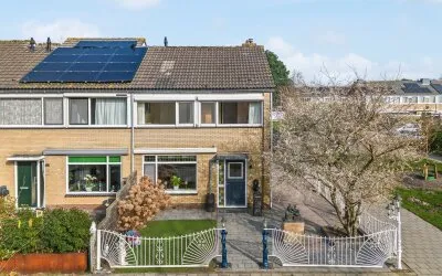 Hoekwoning te koop: Tamboerijnhof 15, Rooswijk Zaandijk