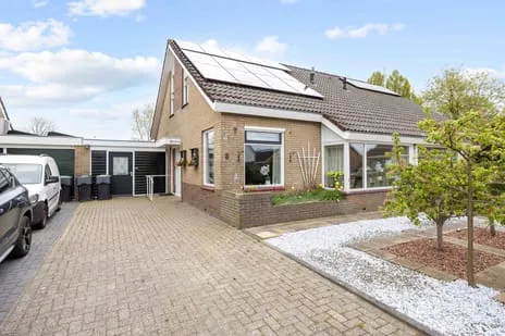 Tussenwoning te koop: Tammenssingel 3, Leens Leens