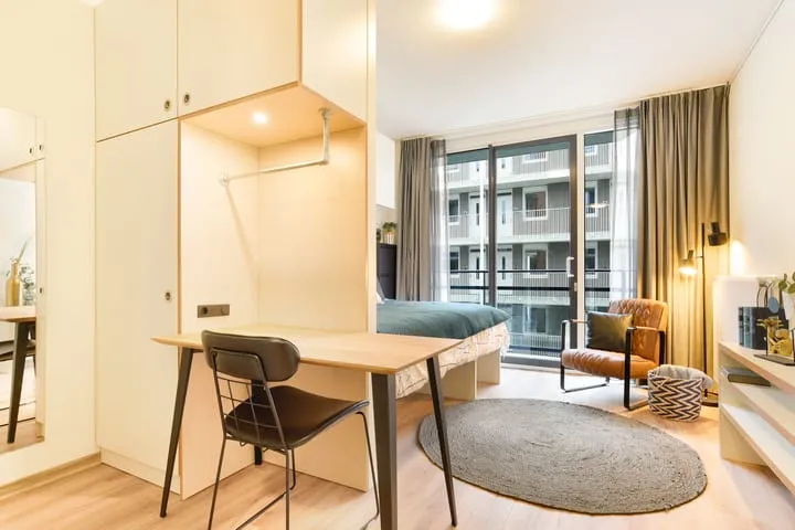 Studio te huur: Tandwielstraat 393, Rotterdam
