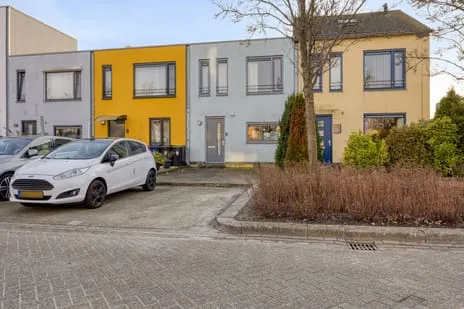 Tussenwoning te koop: Tante Pollewopstraat 4, Stripheldenbuurt Midden- oost Almere