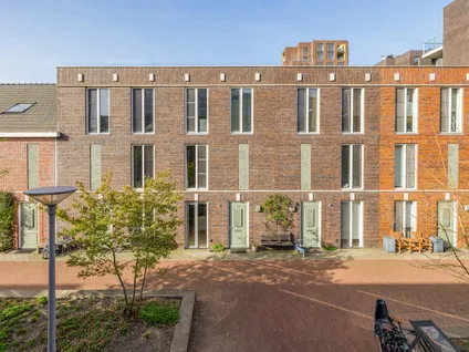 Tussenwoning te koop: Tapstraat 8, Rotterdam