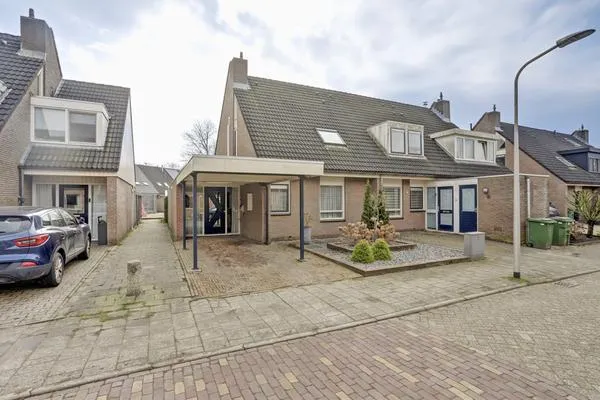 Hoekwoning te koop: Tarwekamp 7, Steenbergerweiden Hoogeveen