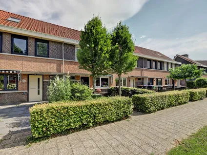 Tussenwoning te koop: Tarwelaan 74, Derde woonwijk Zeewolde