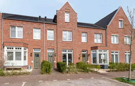 Tussenwoning te koop: Taunus 5, Laakse Tuinen Amersfoort