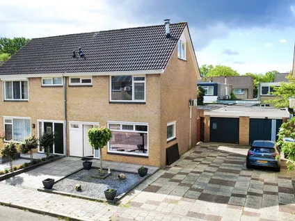 Twee-onder-één-kap te koop: Te Werve 4, Schelfhorst Zuidwest Almelo