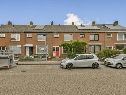 Tussenwoning te koop: Tedingh Van Berkhoutplantsoen 5, Markgouw Monnickendam