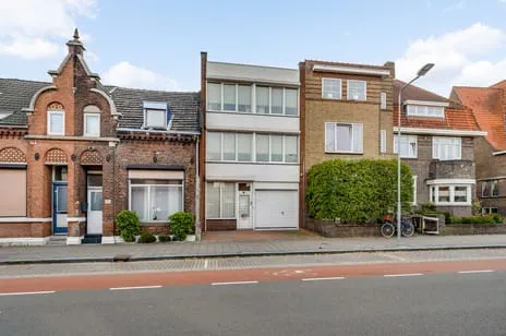 Tussenwoning te koop: Tegelseweg 101, Sinselveld Venlo