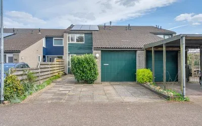Tussenwoning te koop: Telstar 66, Woldwijck-West Hoogezand
