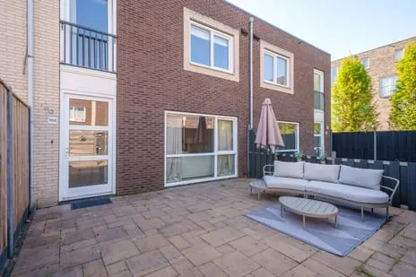 Tussenwoning te koop: Tempo Doeloestraat 164, Indische Buurt Oost Almere