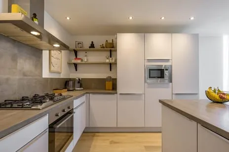 Tussenwoning te koop: Ten Oeverlaan 72, Hoogkerk-Zuid Groningen