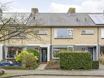 Tussenwoning te koop: Ten Veldestraat 65, De Meern