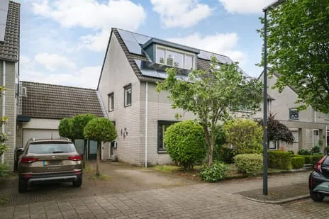 Tussenwoning te koop: Tenderlaan 34, Brummelhof Apeldoorn