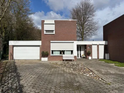 Vrijstaande woning te koop: Tenelenweg 152, Voerendaal Voerendaal