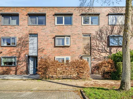 Tussenwoning te koop: Ter Lips 132, Starrenburg Voorschoten