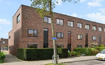 Hoekwoning te koop: Ter Lips 50, Voorschoten