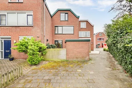 Tussenwoning te koop: Terborch 18, Zwartenhoek Monster