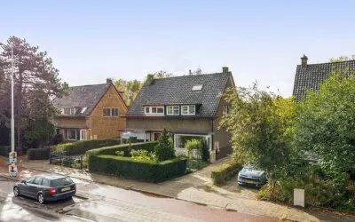 Twee-onder-één-kap te koop: Terbregseweg 42, Rotterdam
