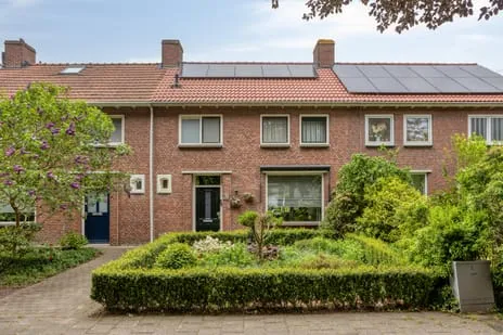 Tussenwoning te koop: Terburghtweg 61, omg. Waterhoef Oisterwijk