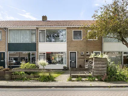 Twee-onder-één-kap te koop: Terp 11, Lekkum Lekkum